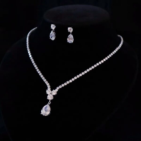 Set Mirabelle Necklace & Earrings